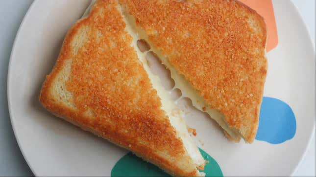 Image for article titled Give Your Grilled Cheese Sandwich a Parmesan Crust