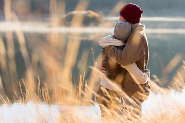 The health benefits og hugging; Hugging can enhance relationships