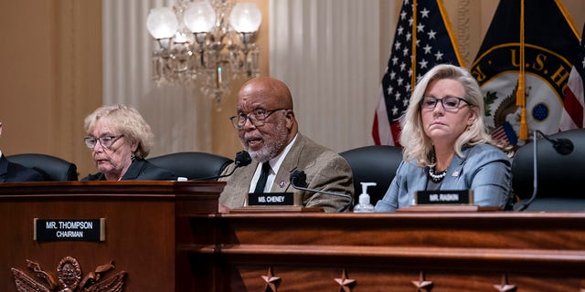 Chairman Bennie Thompson, D-Miss., center, flanked by Rep. Zoe Lofgren, D-Calif., left, and Vice Chair Liz Cheney, R-Wyo., makes a statement as the House committee investigating the Jan. 6 attack on the U.S. Capitol pushes ahead with co<em></em>ntempt charges against former advisers to Do<em></em>nald Trump, Peter Navarro and Dan Scavino, in respo<em></em>nse to their refusal to comply with subpoenas, at the Capitol in Washington, Monday, March 28, 2022. 